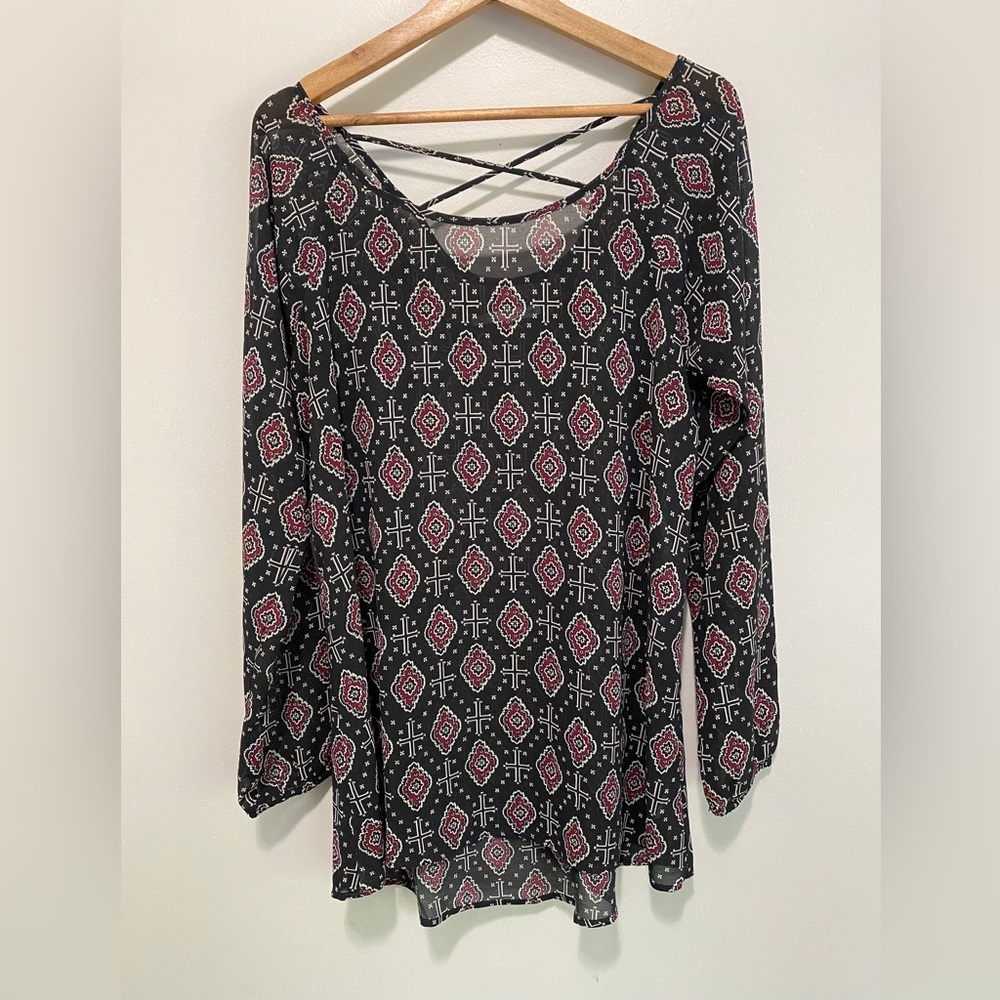 Maurices Dressy Top, Size Large